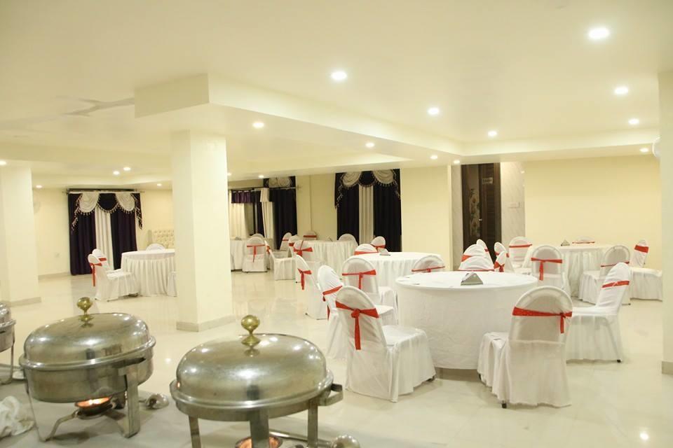 The Grand Orion Hotel Chinhat Esterno foto